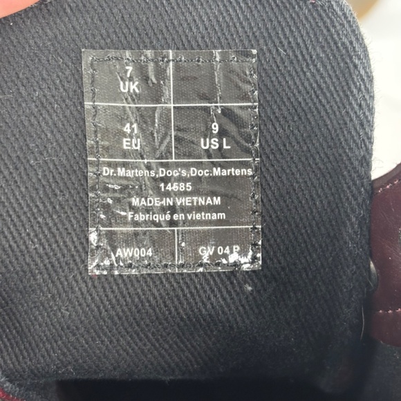 Dr. Martens Vegan Cherry 1460 Combat Boots Mens 9 L Airwalk 8 Eyelet Oxford - Picture 7 of 10
